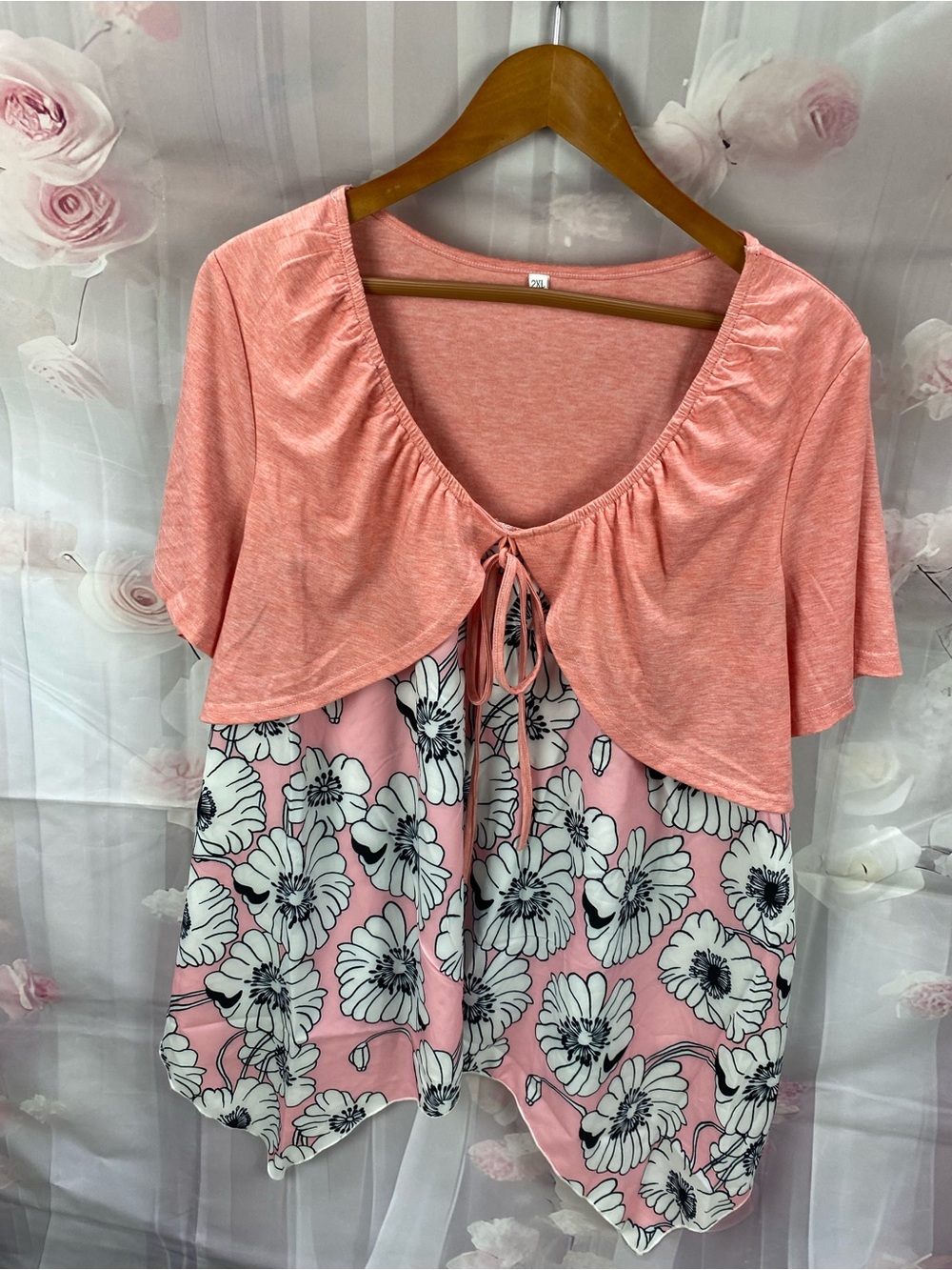 Women’s Pink Two-Tone Floral Tie-Front Top